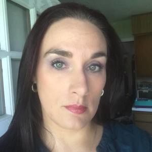 Meet your Posher, Jenn